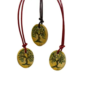 Collana con ciondolo ovale "Albero della Vita"